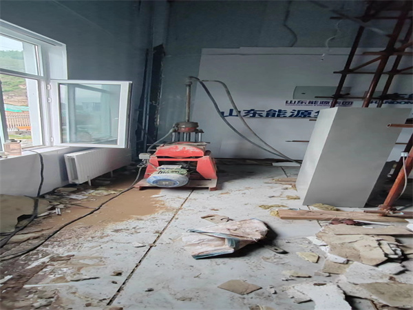 万源地基基础下沉墙体裂缝加固注浆顶升施工